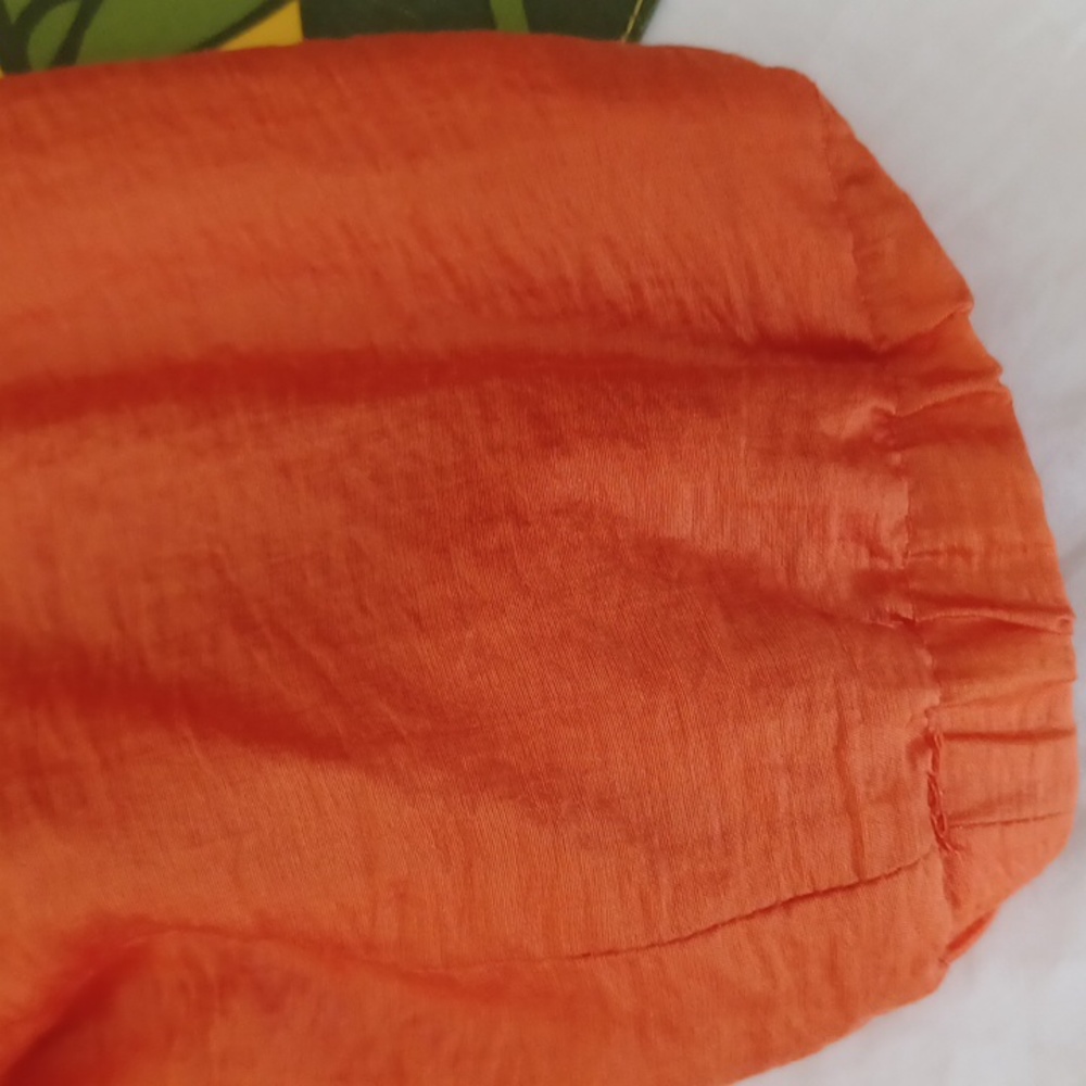 Ladies fun orange wind breaker - Picture 3 of 9